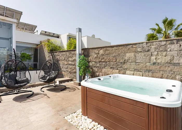 Villa Luxury Bkm In Playa Del Duque *