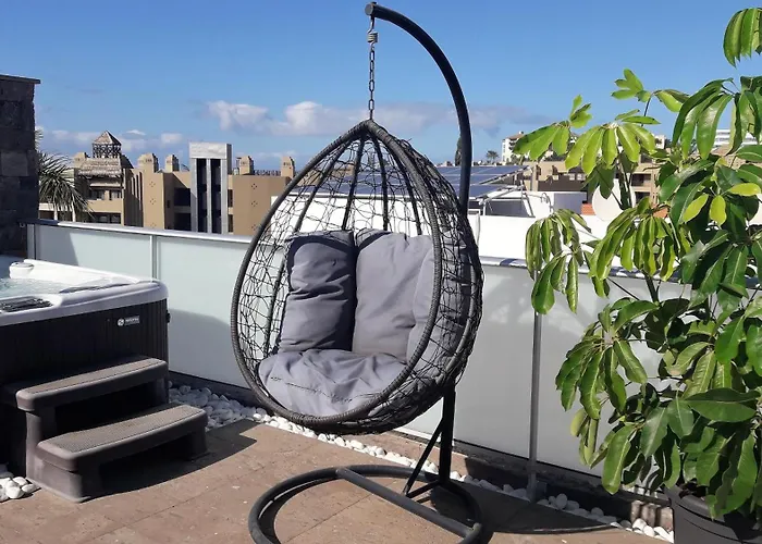 Luxury Bkm In Playa Del Duque *