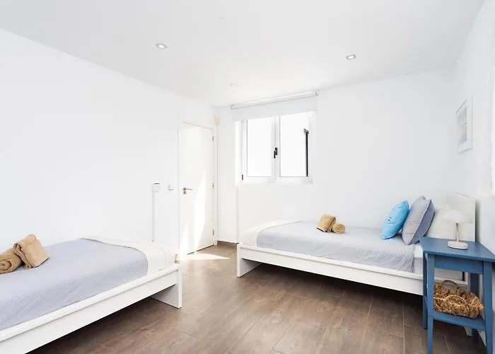 Luxury Bkm In Playa Del Duque Villa