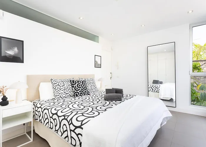 Villa Luxury Bkm In Playa Del Duque *