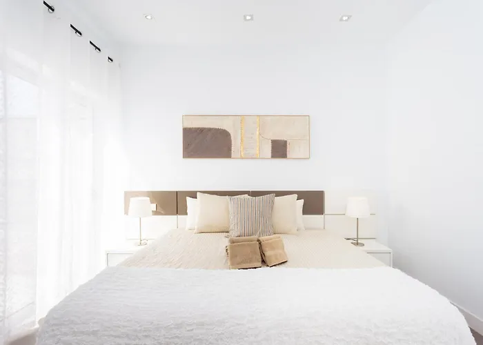 Villa Luxury Bkm In Playa Del Duque